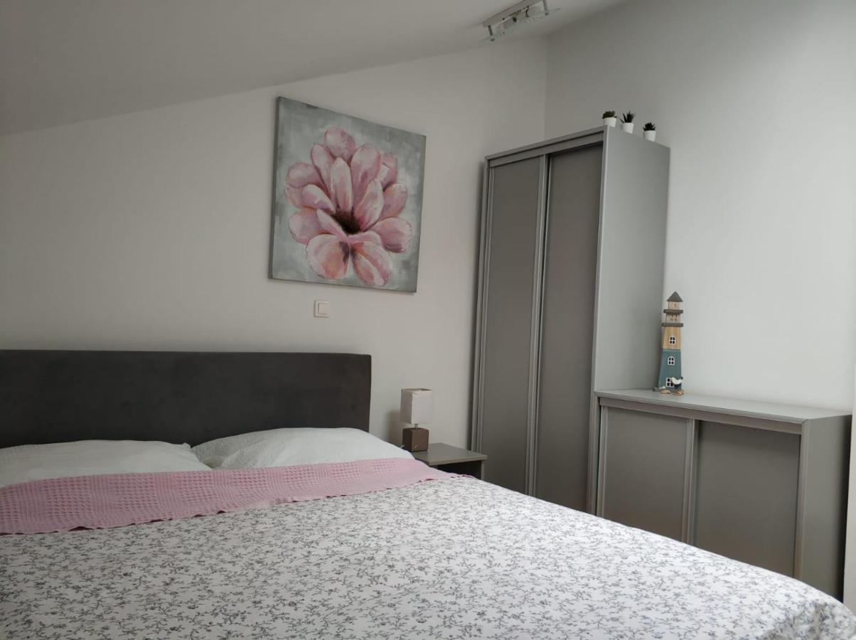 Golden View - Moderan Apartman Novalja Ngoại thất bức ảnh
